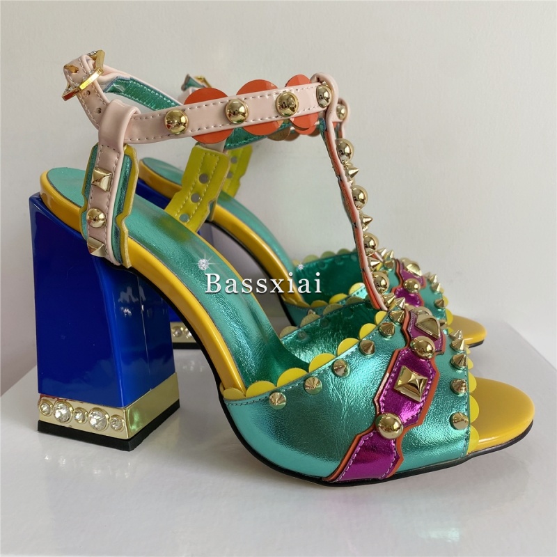 Luxury Rivet T-Strap Sandals W - Casual Sandal Leather recensione e prezzo